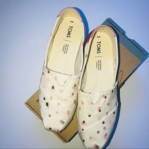 Toms gold and pink polka dot women’s classic flats